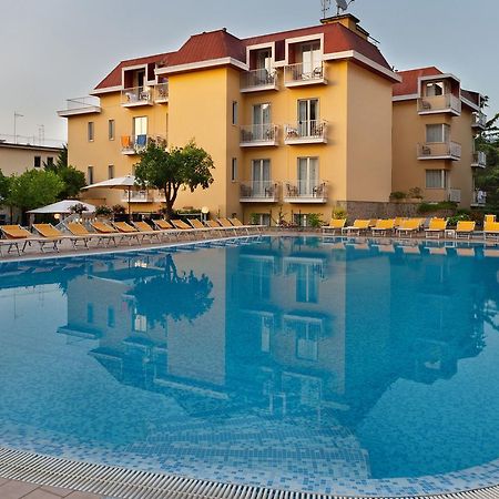 Grand Hotel Parco Del Sole Сант'Агнело Екстериор снимка