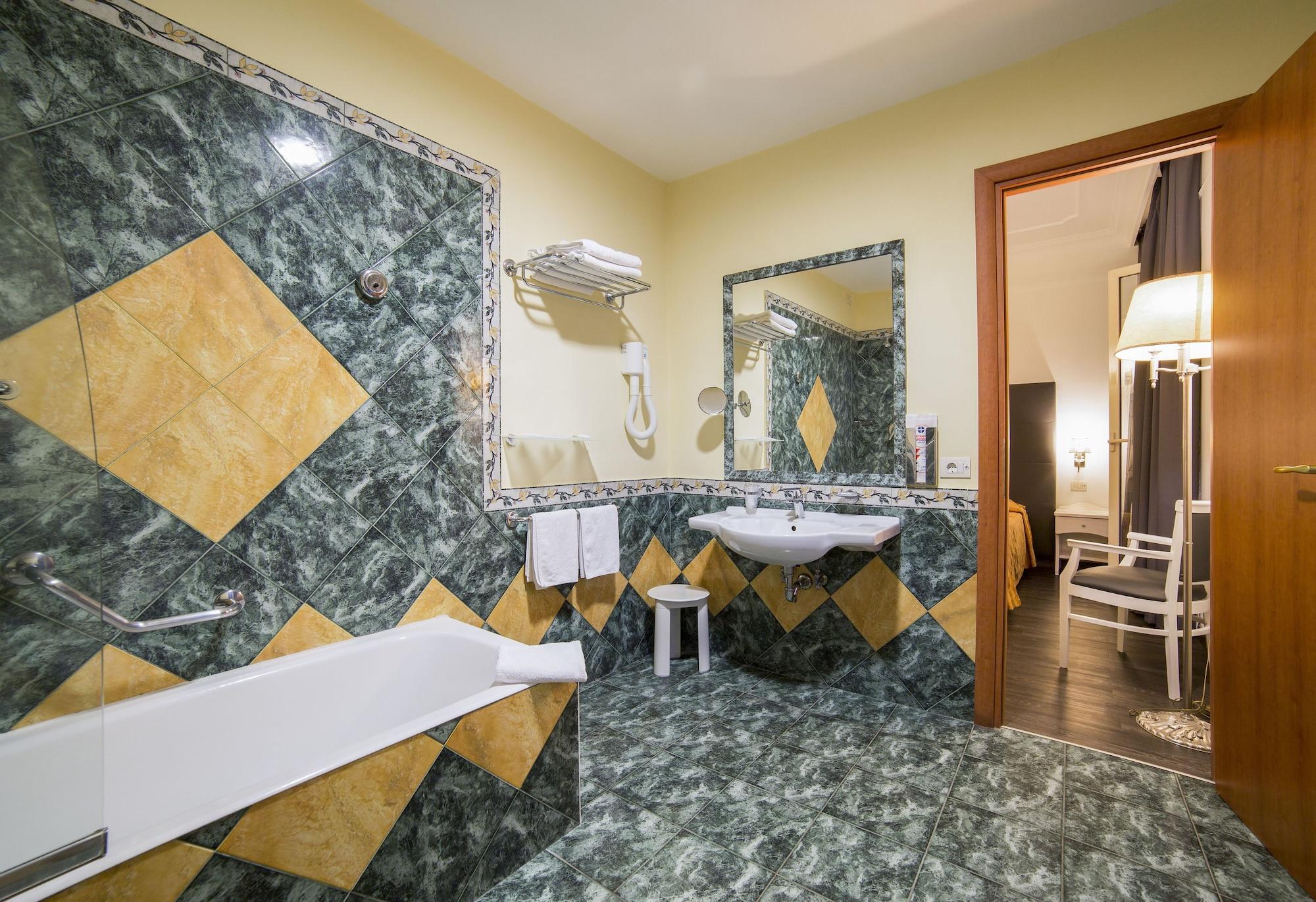 Grand Hotel Parco Del Sole Сант'Агнело Екстериор снимка