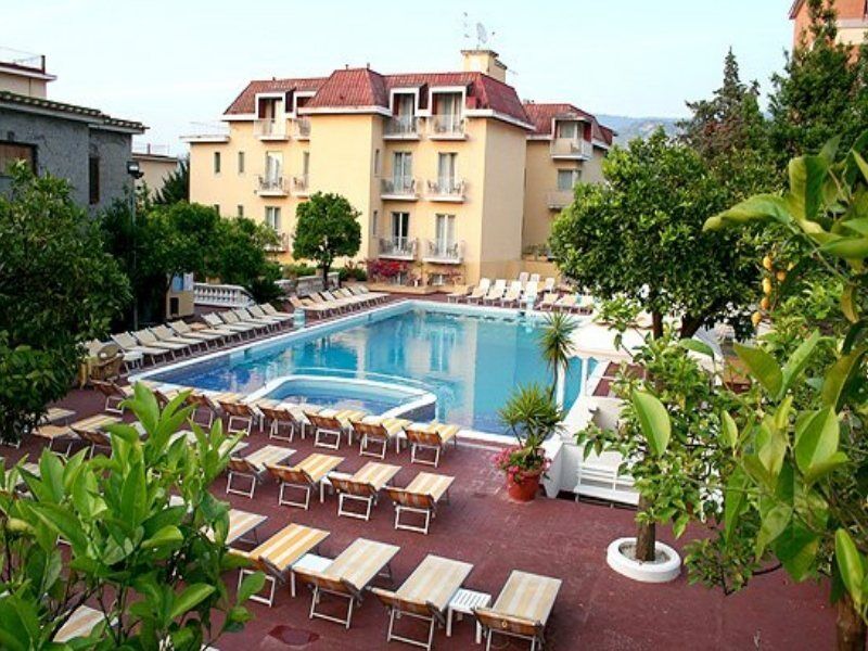 Grand Hotel Parco Del Sole Сант'Агнело Съоръжения снимка